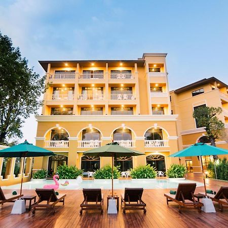 The Pineapple Hotel Krabi town Екстериор снимка