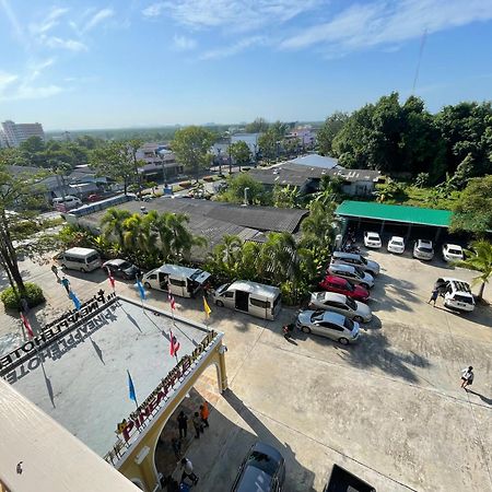 The Pineapple Hotel Krabi town Екстериор снимка
