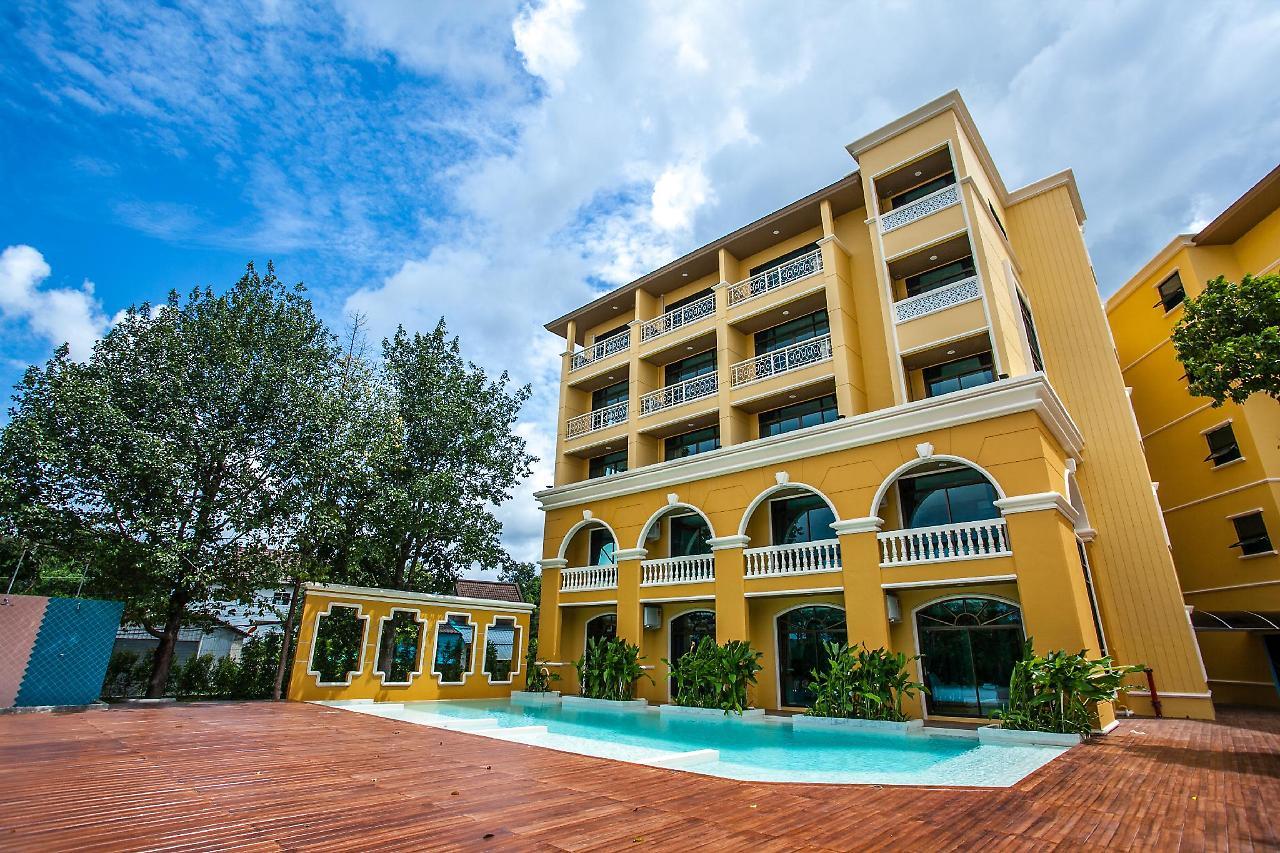 The Pineapple Hotel Krabi town Екстериор снимка