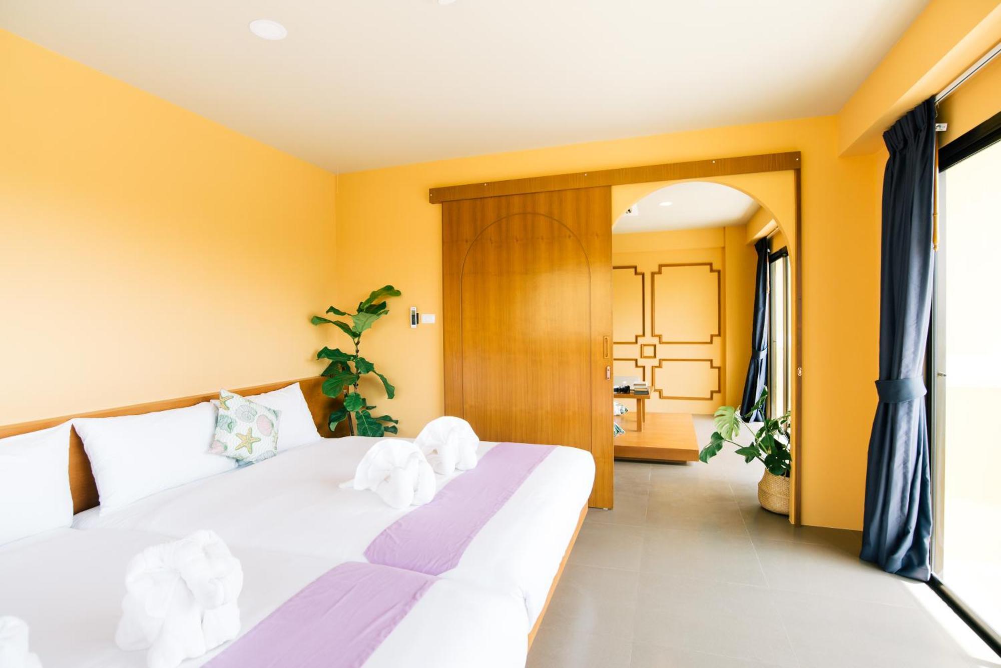 The Pineapple Hotel Krabi town Екстериор снимка