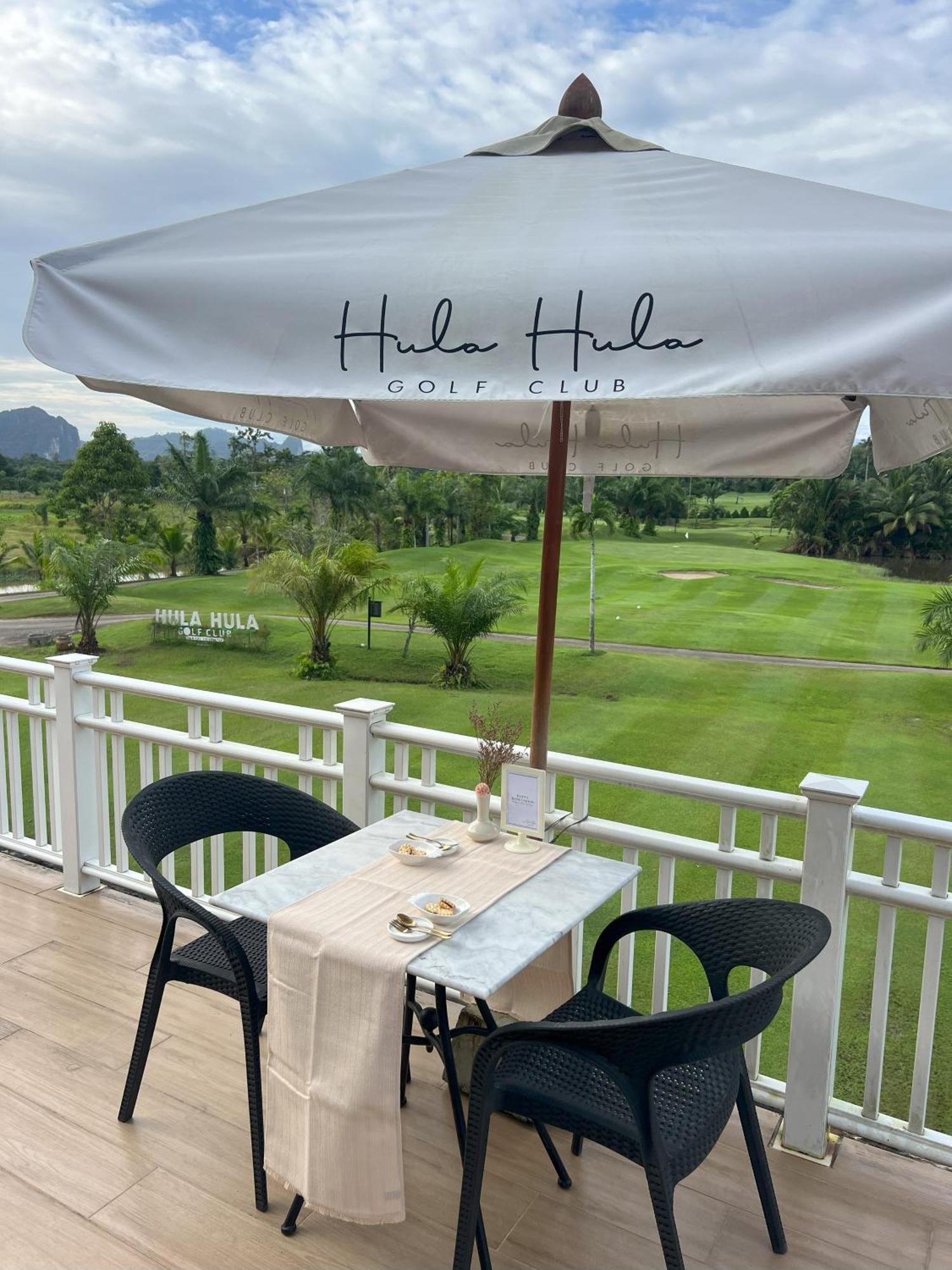 The Pineapple Hotel Krabi town Екстериор снимка