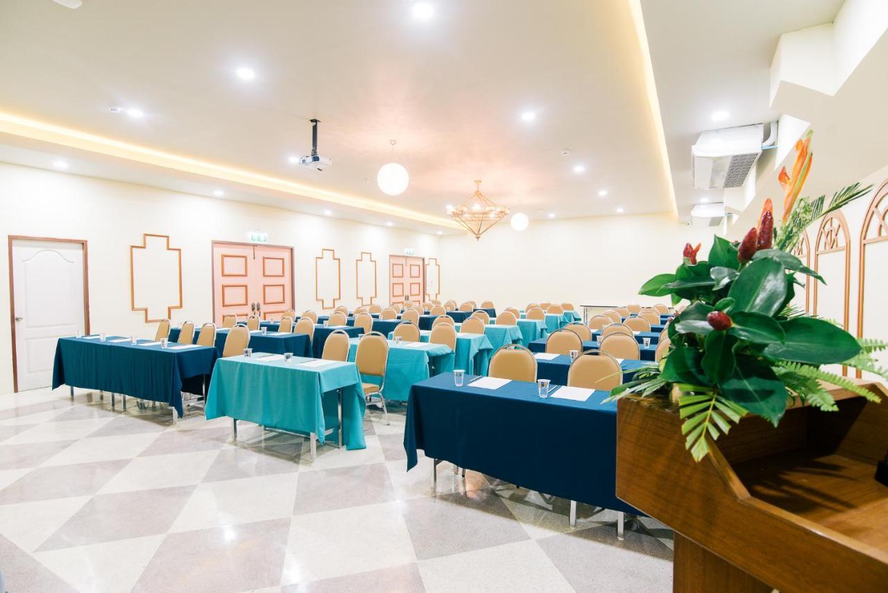 The Pineapple Hotel Krabi town Екстериор снимка