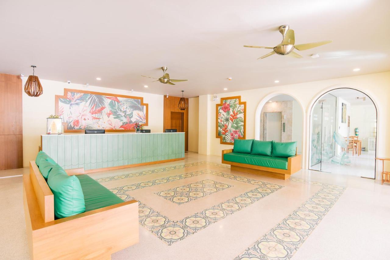 The Pineapple Hotel Krabi town Екстериор снимка