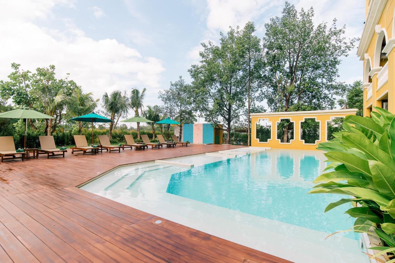 The Pineapple Hotel Krabi town Екстериор снимка