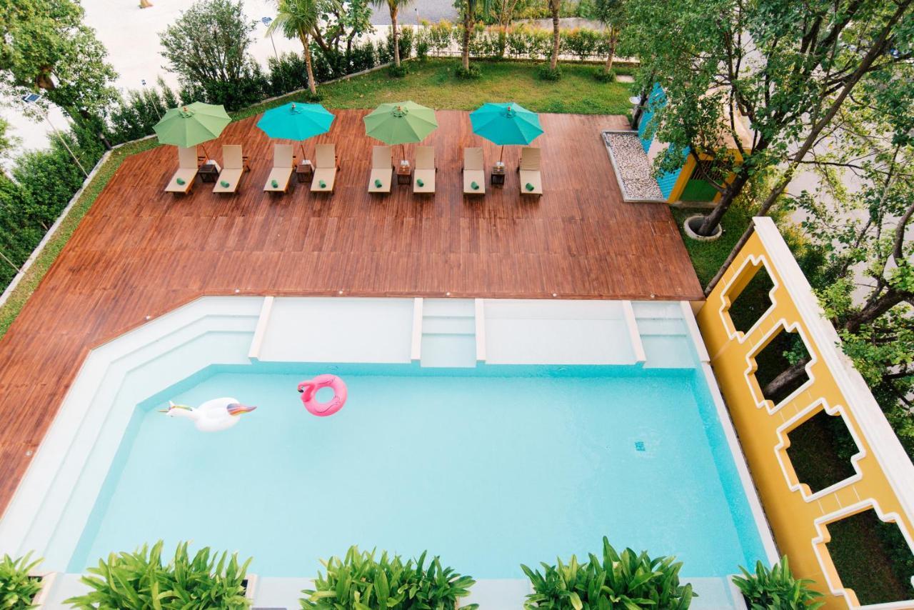 The Pineapple Hotel Krabi town Екстериор снимка